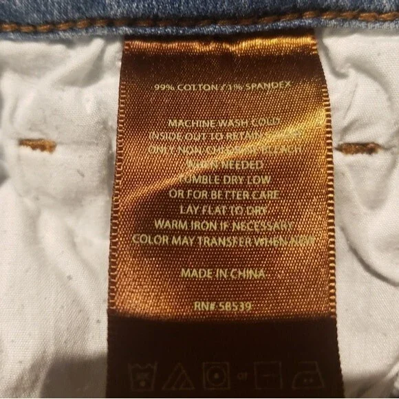 Kut From The Cloth Straight Leg Light Wash Jeans Size 6 - Picture 5 of 8